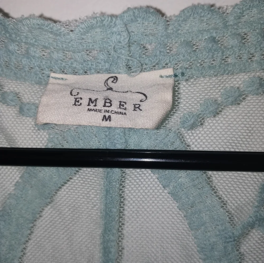 Ember sage Embroidered floral mesh Lace 1/2 Sleeve lingerie cover up M - Picture 4 of 10